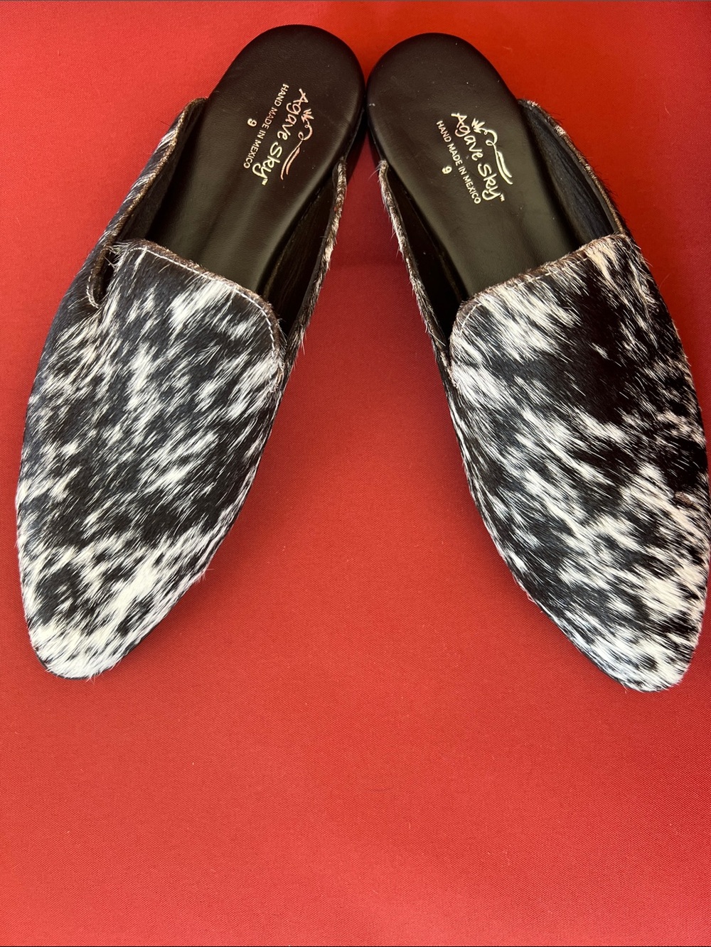 Agave Sky “Adaire” Flat Cowhide Mule
